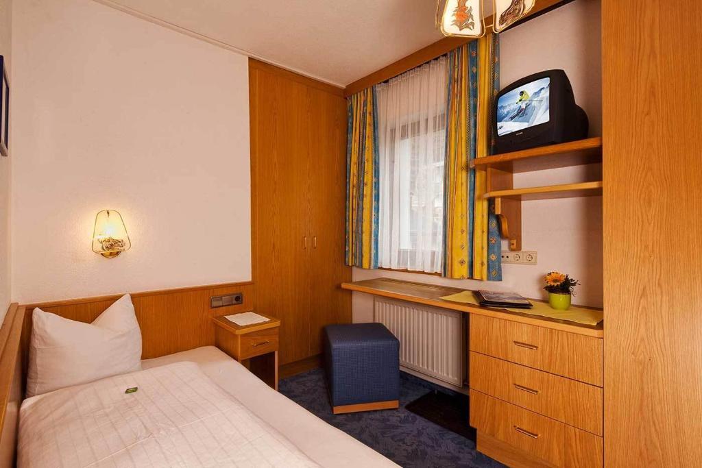Fremdenpension Alpenruhe Sölden Oda fotoğraf
